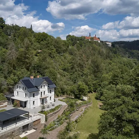 Tauhaus *