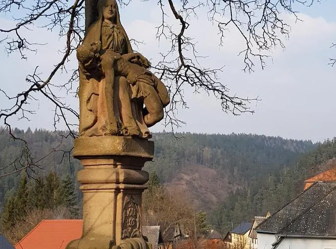 Tauhaus Manetin